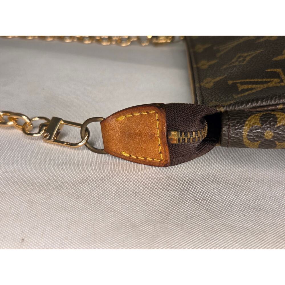 Louis Vuitton Pochette Accessoires Monogram Canvas LV Shoulder Bag AR1906 - Picture 9 of 15